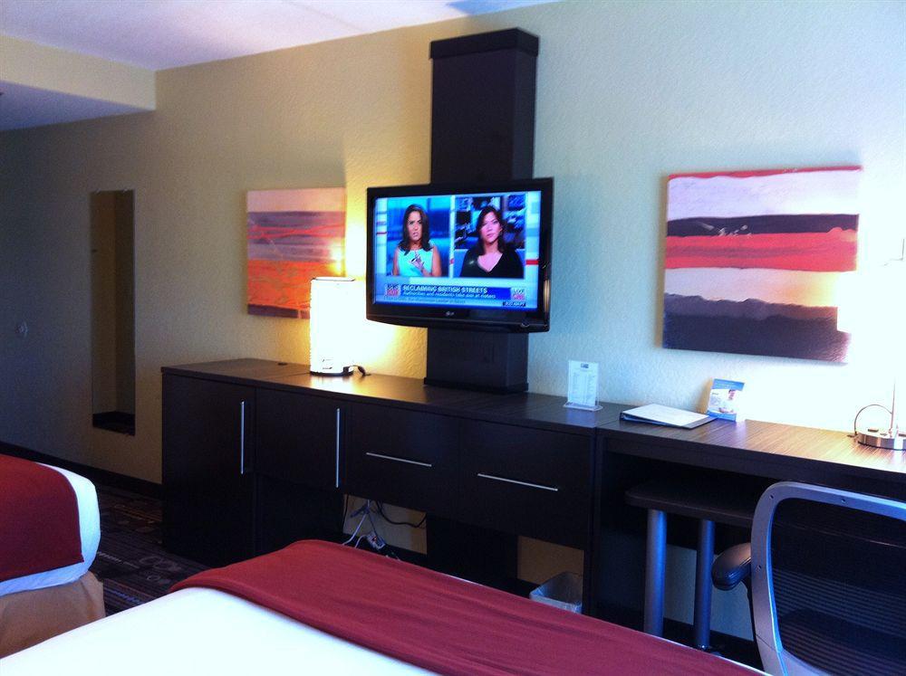 Holiday Inn Express Ft Lauderdale Cruise-Airport By Ihg Fort Lauderdale Buitenkant foto