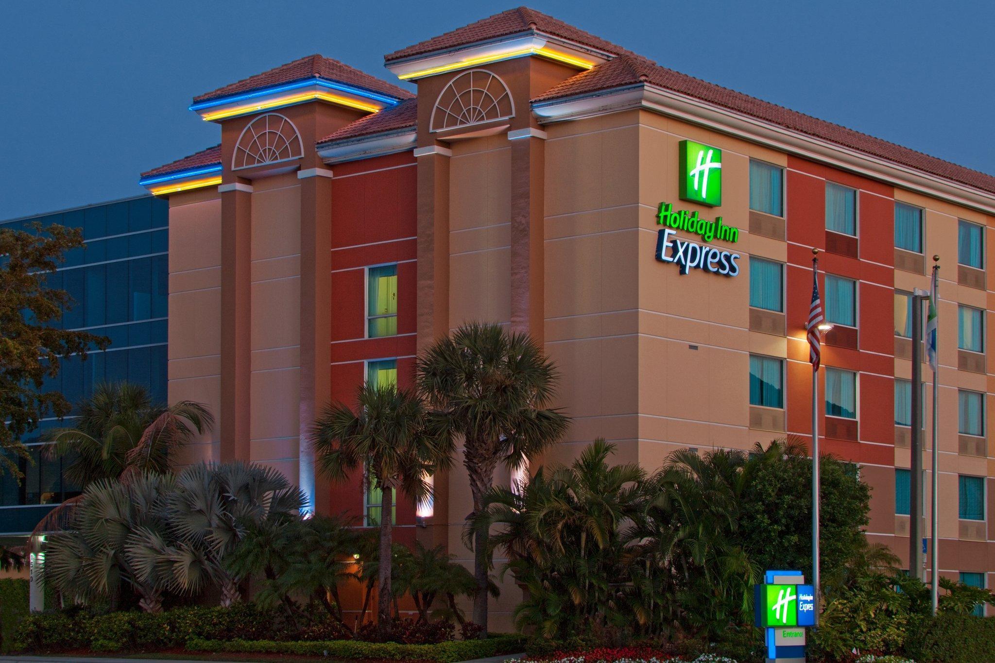 Holiday Inn Express Ft Lauderdale Cruise-Airport By Ihg Fort Lauderdale Buitenkant foto