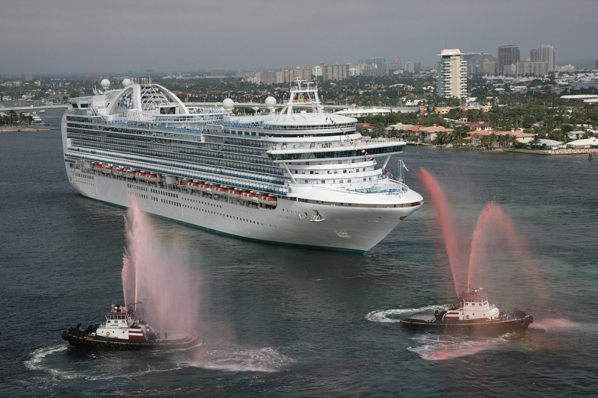 Holiday Inn Express Ft Lauderdale Cruise-Airport By Ihg Fort Lauderdale Buitenkant foto